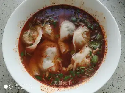 Sour soup and vegetables