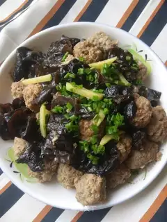 Mocking meatballs