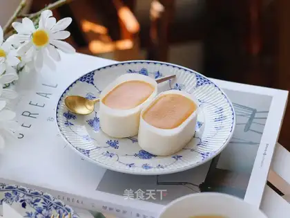 Japanese semi-cut cheesecake