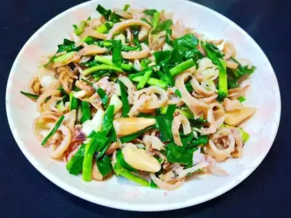 Garlic squid