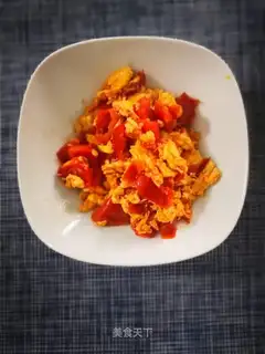 Tomato fried eggs