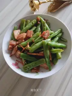Four seasons of bean fried meat