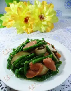 Ham sausage mushrooms with beans