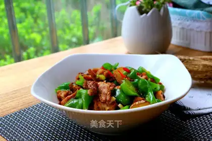 Chicken in a pot