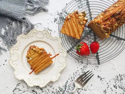 Coffee caramel pecan pound cake