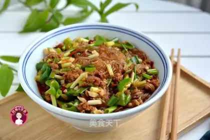 Meat and pepper