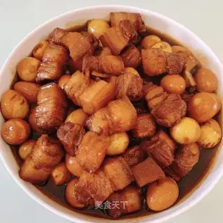 Quail egg red pork