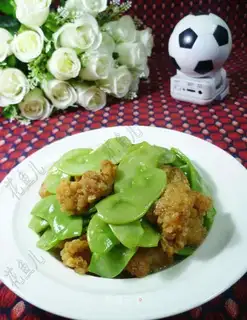 Chicken and rice fried lentils