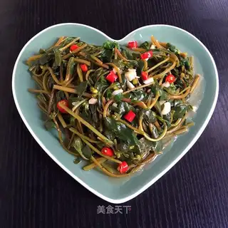 Garlic wild vegetables