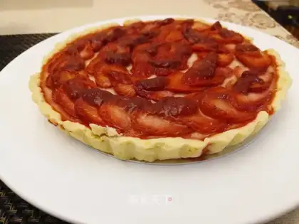 Cheese strawberry pie