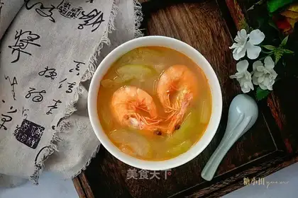 The beauty of the shrimp. Soup