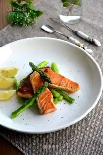 Fried salmon