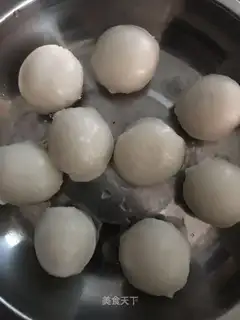 Plum ball
