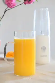 Mango milkshake