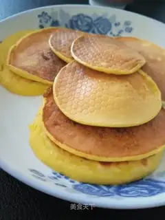 Banana yogurt muffin