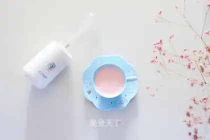 Strawberry yogurt