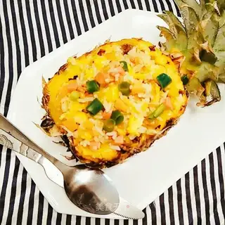 Chicken chest pineapple