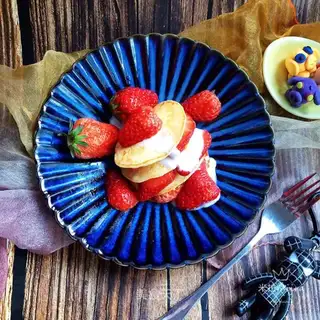 Strawberry yogurt muffin