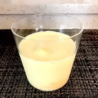 Mango milkshake
