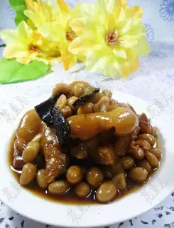 Peanuts burn pigs' feet