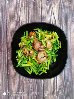 Sausage and garlic