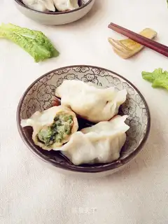 Porridge pork dumplings