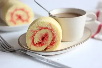 Red velvet thaw cake rolls