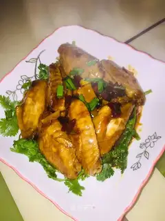 Red chicken wings