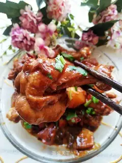 Red roast wings