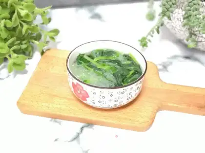 Fan spinach soup