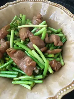 Garlic fried intestines