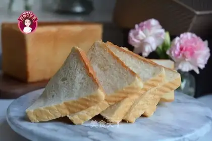 Double of Chinese cream toast
