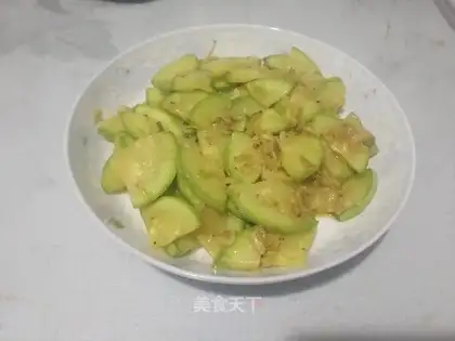 Shrimp-skinned pickles