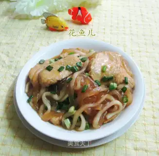Fresh chicken with potatoes