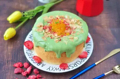 A mashed milkcap cake