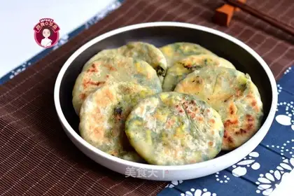 Eggs and shrimp pie