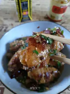 Pelican chicken wings