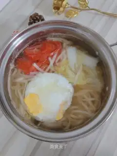 Egg clean noodles