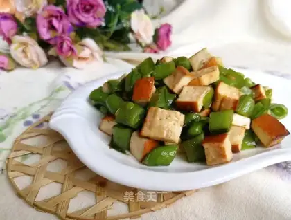 Sweet-bean-fruit