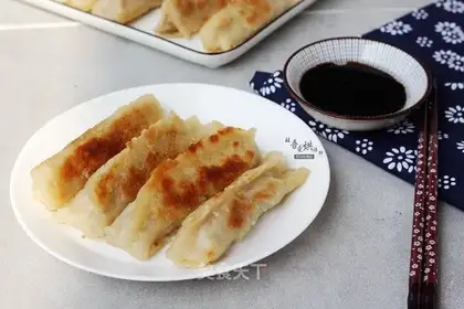 Lian's pork pot sticker