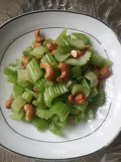 Celery makes cashew nuts