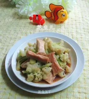 Fish-covered shrimp casserole