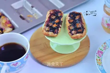 Blueberry cheese