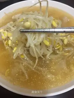 Skinny soybean soup