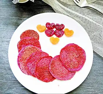 Flamingo omelet