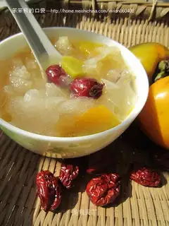 Tremella pumpkin red dates soup