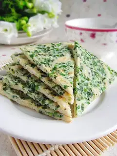 Fried shrimp egg cake with leek flavor