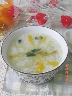 Mint honeysuckle porridge