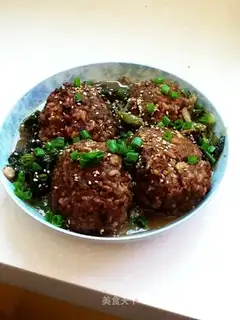 braised lion head