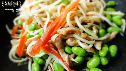 stir-fried edamame with rice bamboo and shredded pork